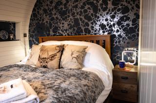 Hollins Farm - Dog Friendly, Self Catering Holiday Lodges - Knaresborough - 6