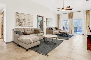 Warm Welcomes on Woodcrest - Orlando - 8