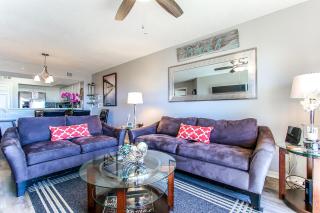 Updated Gulf Dunes 109 Gulf-Front Condo With Gorgeous Views - Fort Walton Beach - 8