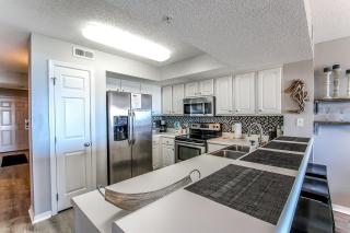 Updated Gulf Dunes 109 Gulf-Front Condo With Gorgeous Views - Fort Walton Beach - 3