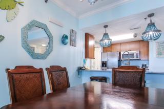 Incredible Poolside Waterscape A108 Courtyard Walk-Out - 1