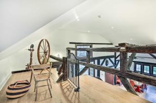 Historic 1800s Cornwall-On-Hudson Cottage! - 1