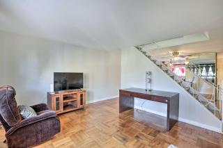 Cozy Townhome about 12 Mi to Downtown Philly! - 6