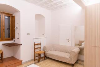 Cozy and Charmin 3BR Apartment Steps By Duomo - Florence - 8
