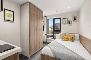Stylish Studio Apartment with Free Parking in Wolverhampton 5min walk to City Centre - 9