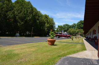 The Village Motel - Richfield Springs - 1