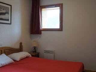 Appartement cosy 6 pers avec balcon, parking couvert, proche pistes et commerces, WIFI inclus - FR-1-636-157 - 6