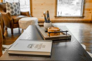 BRAND NEW! "The Roosevelt" Couples Cabin adjacent to National Forest - Broken Bow - 3