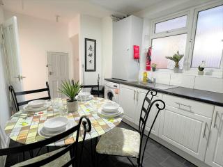 Stepney Green Comfy Double bed rooms 14 - 6