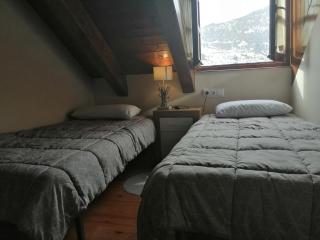 Precioso triplex con jardín y Wifi Puig Falcó 1 - Pla de l'Ermita - 6