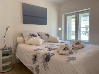 LE TI ROCHELAIS, superbe appart, design, cosy, vieux-port au calme - 9