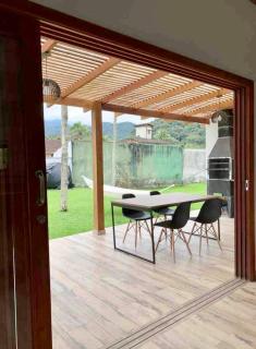 Linda Casa de Condomínio em Ubatuba - 4