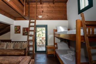 Anna's Traditional Villa, Pool & Hiking Trail - Karés - 1