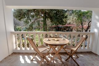 Anna's Traditional Villa, Pool & Hiking Trail - Karés - 7
