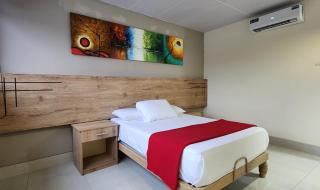 Hotel Murali - Cerca del Aeropuerto de Guayaquil - Guayaquil - 0