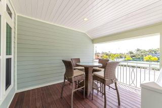 Fish Stix - 110 - 72nd St - 2