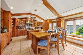 Bean Point Bliss - 820 North Shore Dr - 1