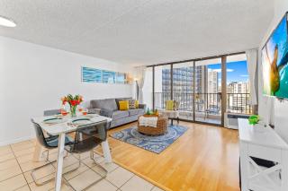 Aloha Getaway, Ocean View Condo Near Waikiki Beach with Free Parking - Honolulu - 3