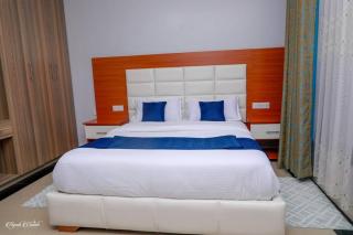Luxe Furnished Premium Unit - Meru - 8