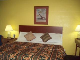 Budget Inn Sanderson - 1