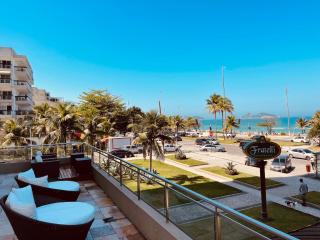 Pé na areia! Apart hotel com vista para o mar e lazer completo! Front beach apartment with ocean view and amenities! - Rio de Janeiro - 0