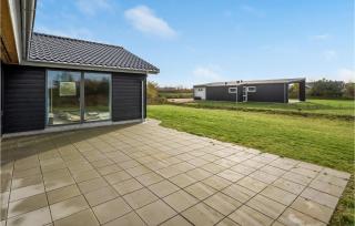 Stunning Home In Tarm With Kitchen - Tarm - 3