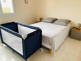 Maison Familiale Idéale : Proche Mer et Centre, Calme, Terrasse, 8 Pers, WiFi, Garage - FR-1-231-275 - 5