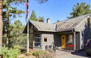 Beautiful Home In Hebnes With Kitchen - Hebnes - 0