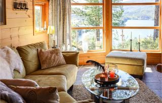 Beautiful Home In Hebnes With Kitchen - Hebnes - 6