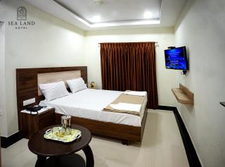 Hotel Sea Land - 1