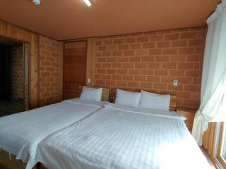 Jeju Hanibaram Pension - Jeju - 9