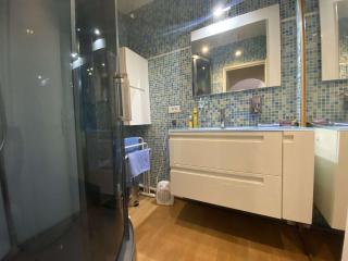 Saint-Maxime Centre: Appartement T2 - 4 Couchages avec Parking et Plage à Pied - FR-1-226-483 - Sainte-Maxime - 2