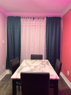 Cozy houston Getaway 1 bed 1 bath - 2