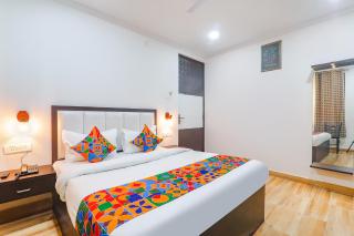 FabHotel Shyam Inn - 7