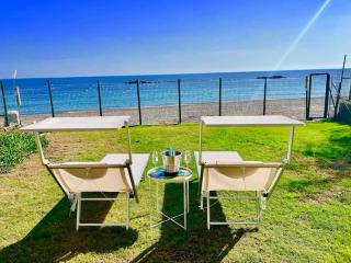 Paradise Beachfront Villa, Porto Columbu, Sardinia - Porto Columbu - Perdʼe Sali - 9