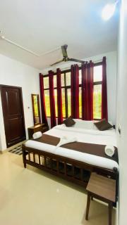 Hotel Caveri Inn - Madikeri - 4