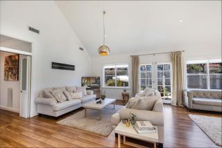 Cumberland House - Katoomba - 7
