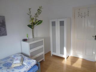 Airport Apartment - Düsseldorf - 9