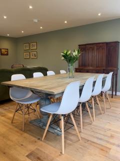 Converted Victorian Coach House with Hot Tub - Stewartstown - 2