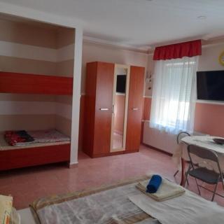 Andrea Apartman - Hajdúszoboszló - 7