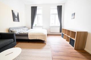 FullHouse - Halle - NH14 - Daylight Bathroom - 3 Bedrooms - Halle an der Saale - 5