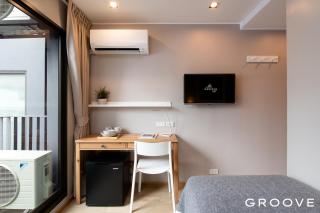 GROOVE AT SIAM - Pom Prap - 7