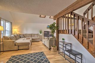 Family-Friendly Aurora Vacation Rental with Yard! - 7