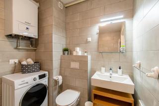 Flexible SelfCheckIns 39 - Zagreb - Parking - New - Zagreb - 3