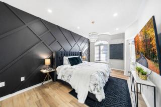 Modern 4 Level home-Game room/Parking/Near Airport - Mississauga - 1