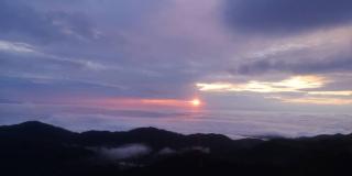 15-18 PAX DELUXE FAMILY ROOM@SKYVIEW HOMES 3R2B@CLOUDVIEW + SUNRISE SCENE @GOLDEN HILLS RESORT GENTING HIGHLANDS - 9