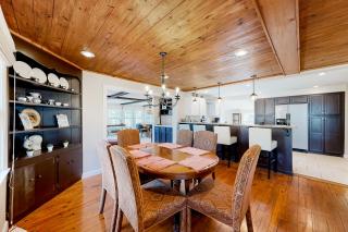 Pine Crest Lodge - Eureka Springs - 1
