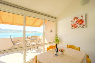 Marva stylish Mediterranean accomodation with beautiful view - Zubovići - 0