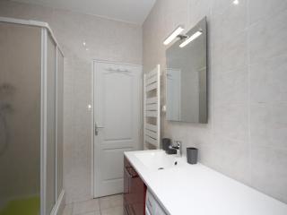 Mont-Dore : Beau T2 avec WIFI en centre, proche Thermes - FR-1-608-163 - Mont-Dore - 6