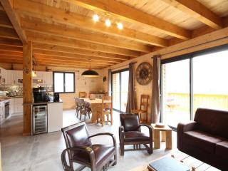 Le Mont-Dore: Splendide Chalet 5 Chambres avec Terrasse, Garage Double, et WiFi - FR-1-608-188 - Le Mont-Dore - 3